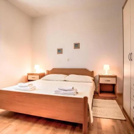 Wonderful With Sea View And Shared Pool