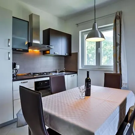 Wonderful With Sea View And Shared Pool Apartament