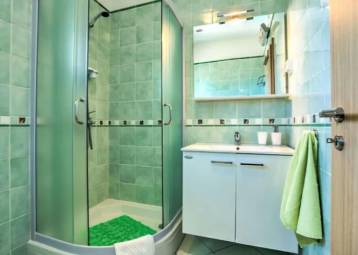 Wonderful With Sea View And Shared Pool Διαμέρισμα Brseč